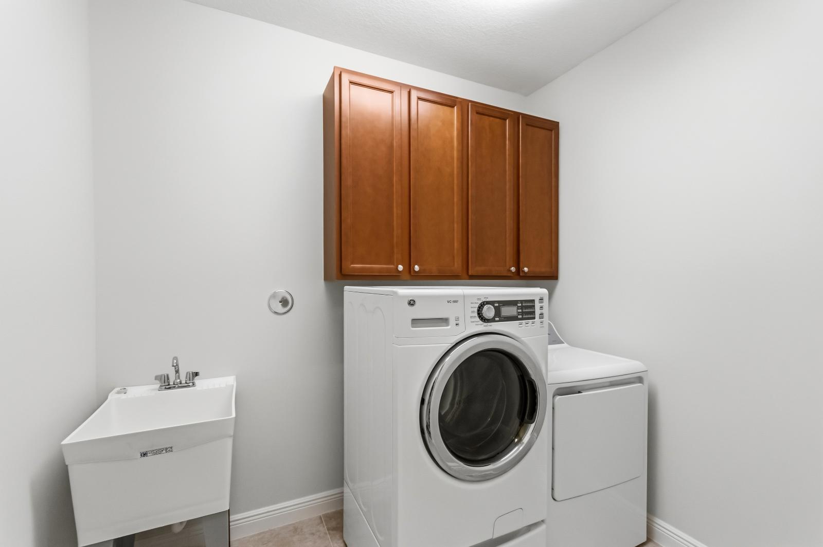 Hampton Cay - Residential