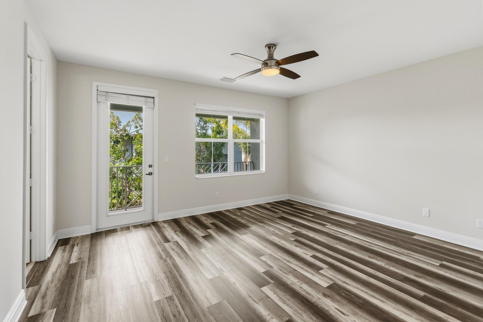 Hampton Cay - Residential