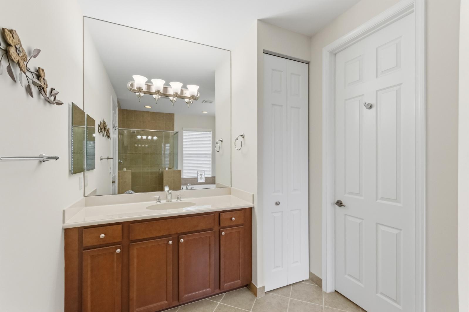 Hampton Cay - Residential