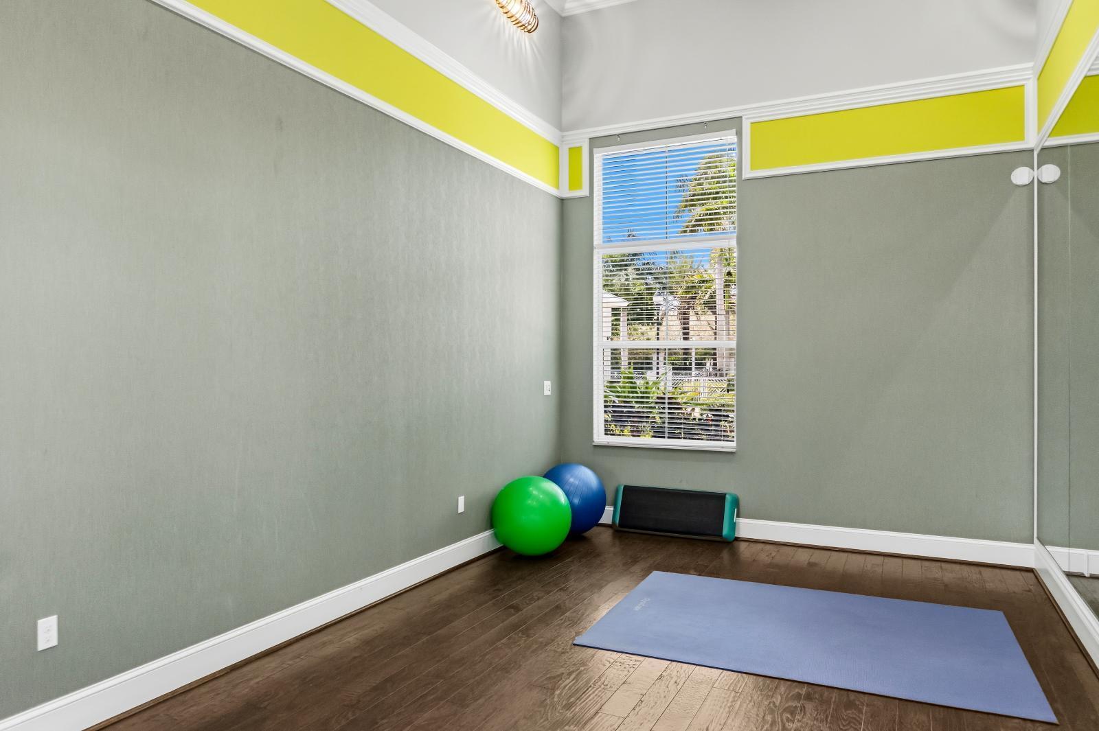 Hampton Cay - Residential