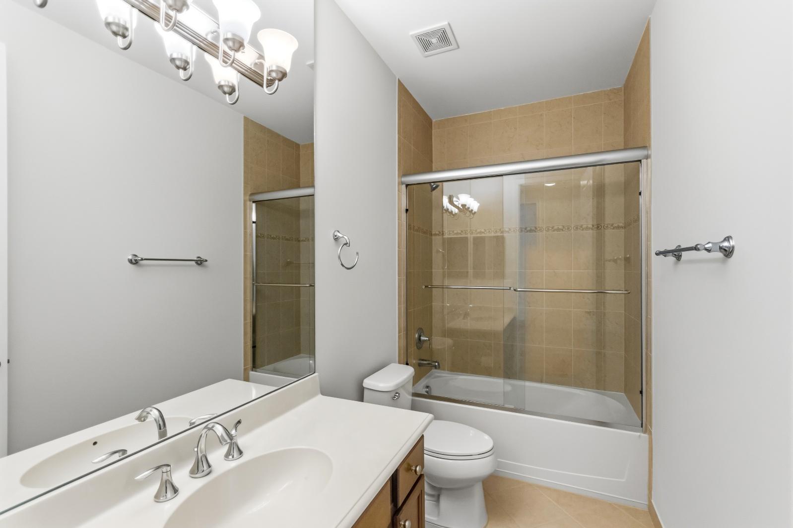 Hampton Cay - Residential