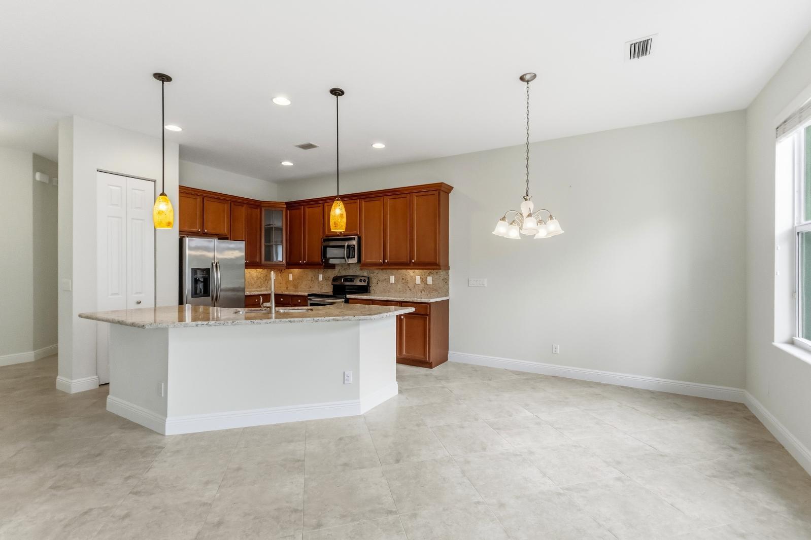 Hampton Cay - Residential