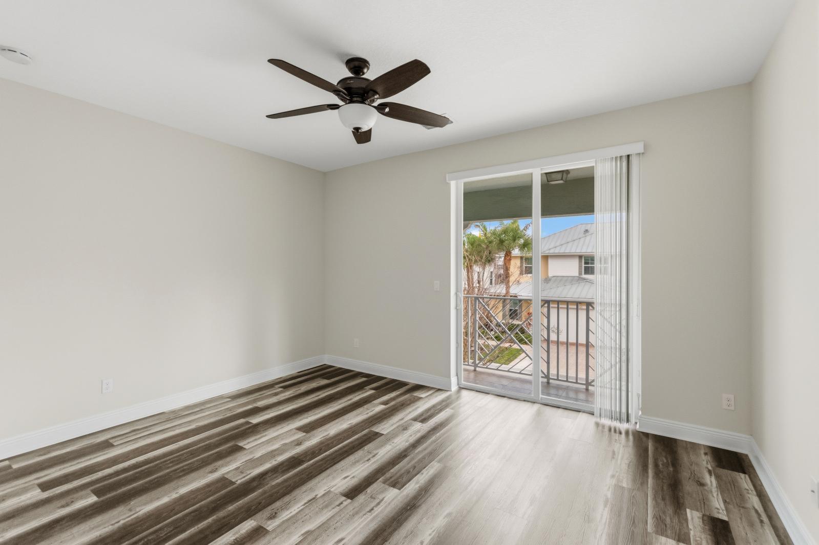 Hampton Cay - Residential