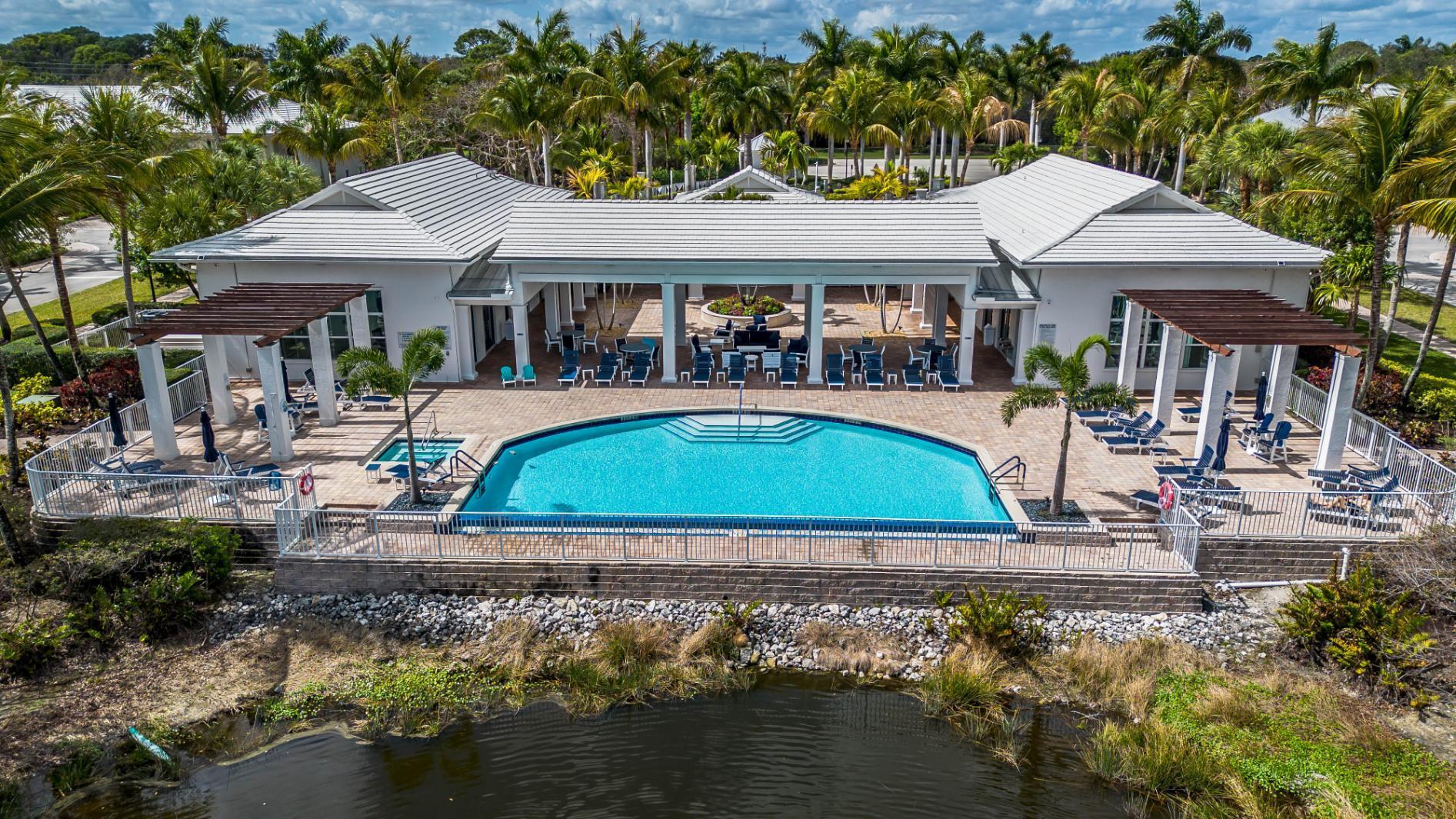 Hampton Cay - Residential