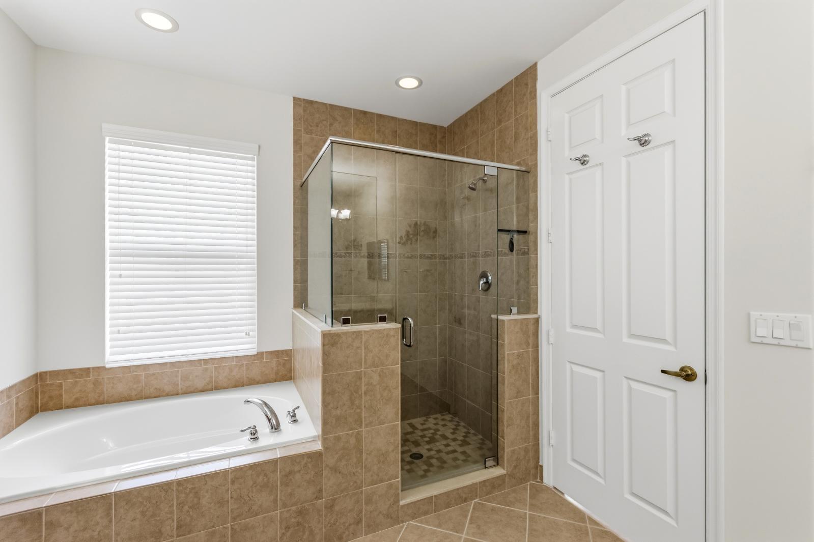 Hampton Cay - Residential