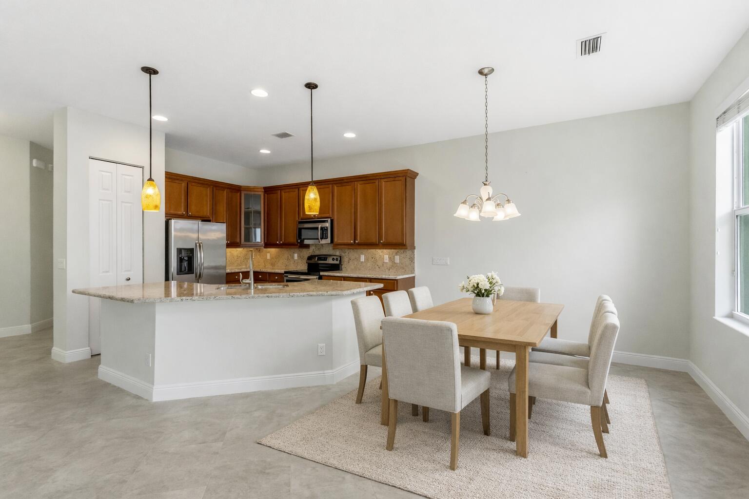 Hampton Cay - Residential