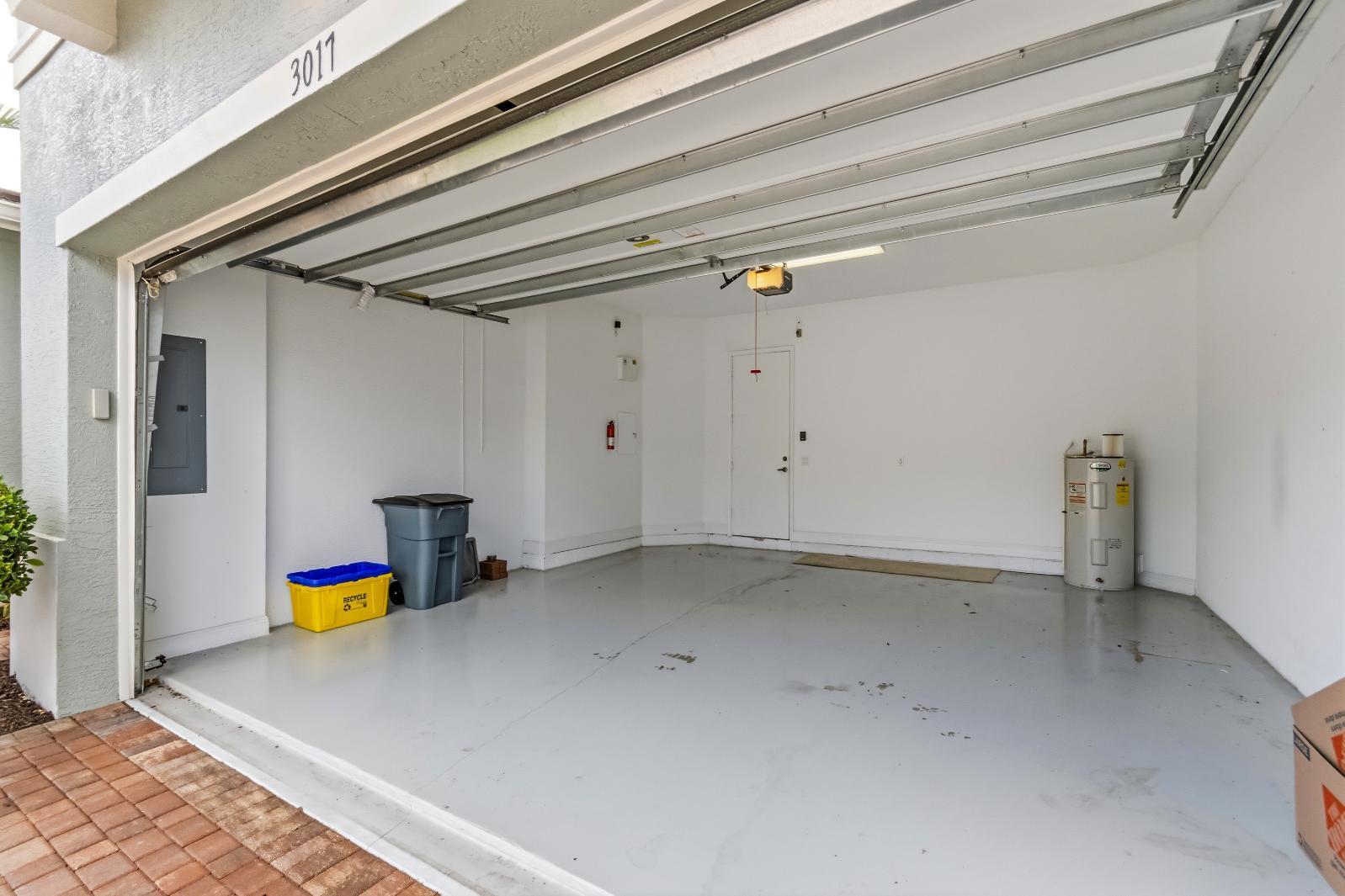 Hampton Cay - Residential