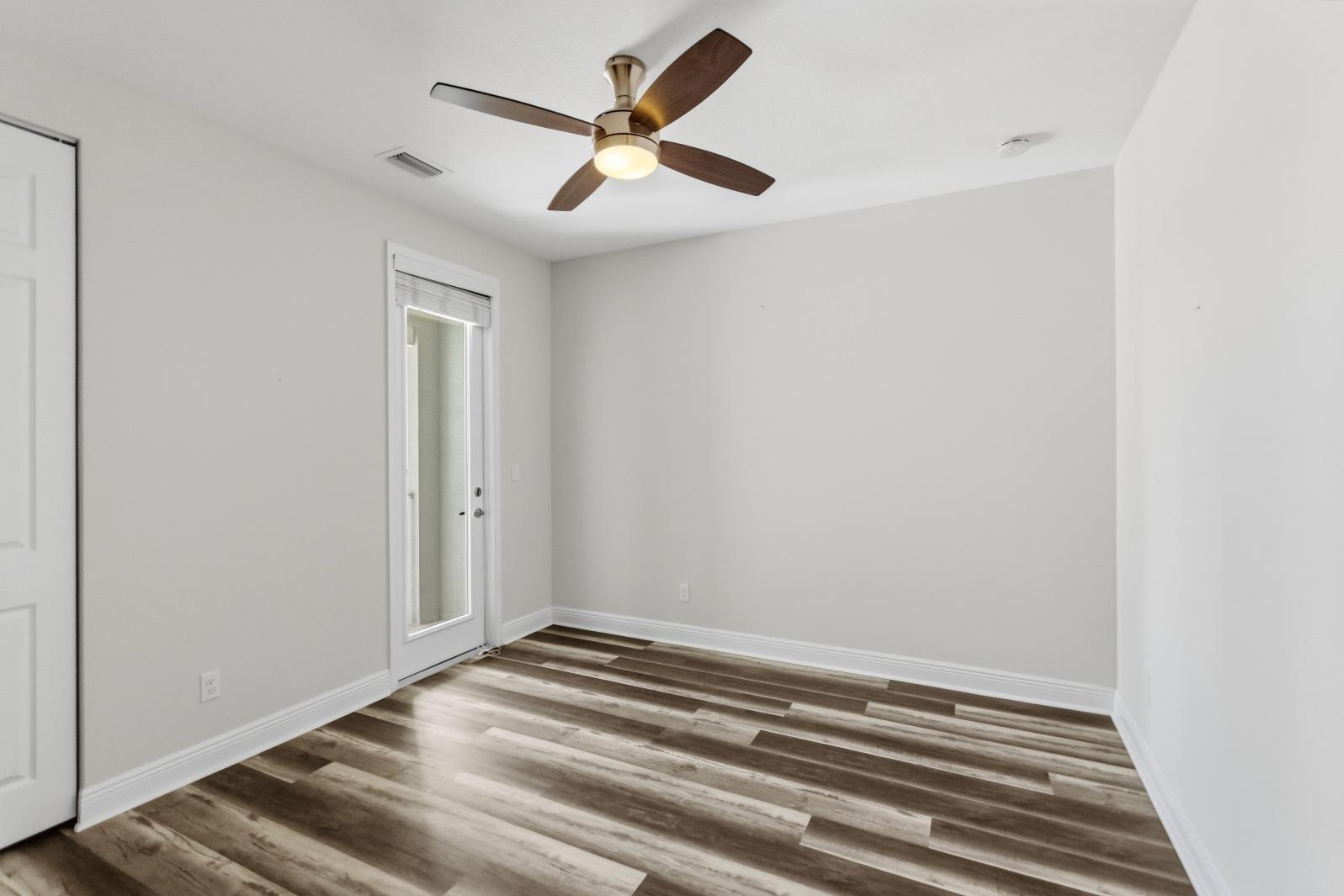 Hampton Cay - Residential