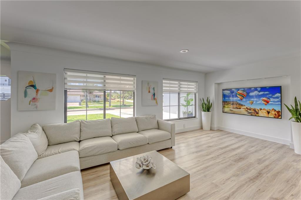 LAKE PLACID - Residential