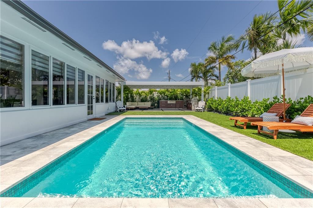 LAKE PLACID - Residential