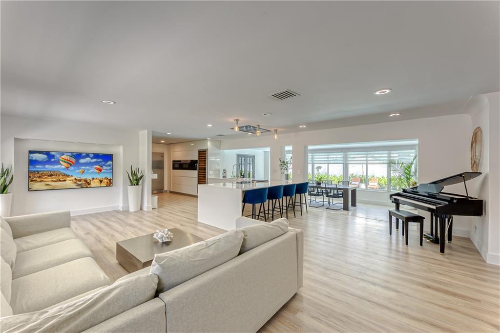 LAKE PLACID - Residential