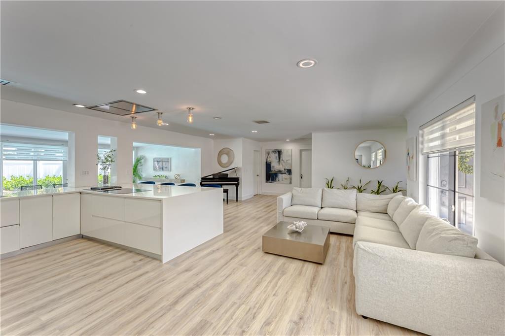 LAKE PLACID - Residential