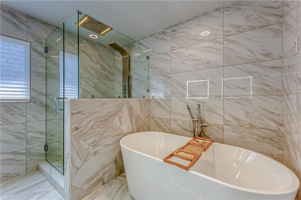 LAKE PLACID - Residential