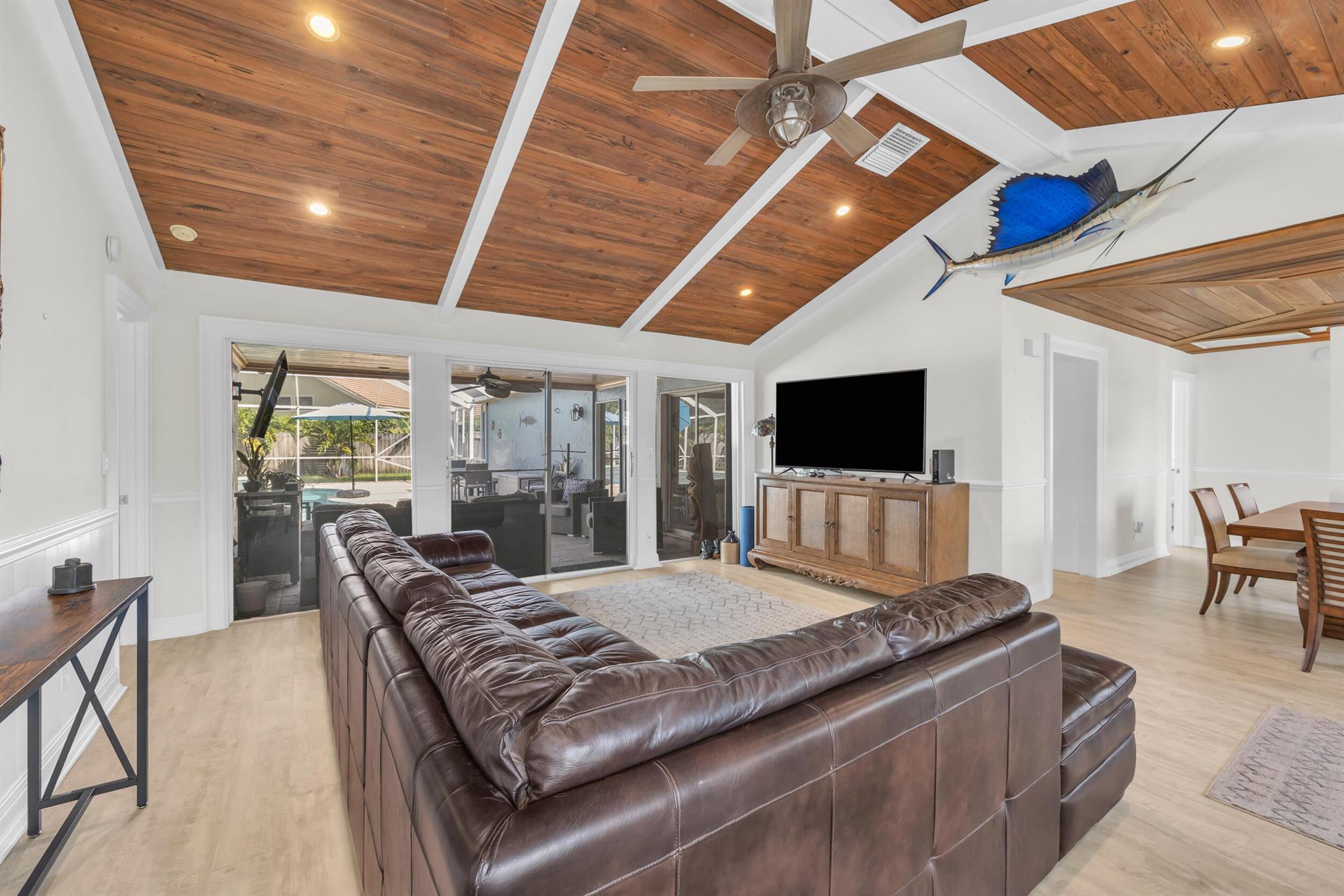 33 Chestnut Trail