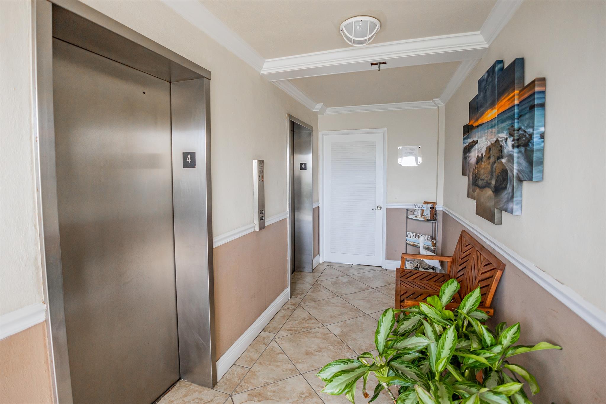 Hillisboro Island House - Residential