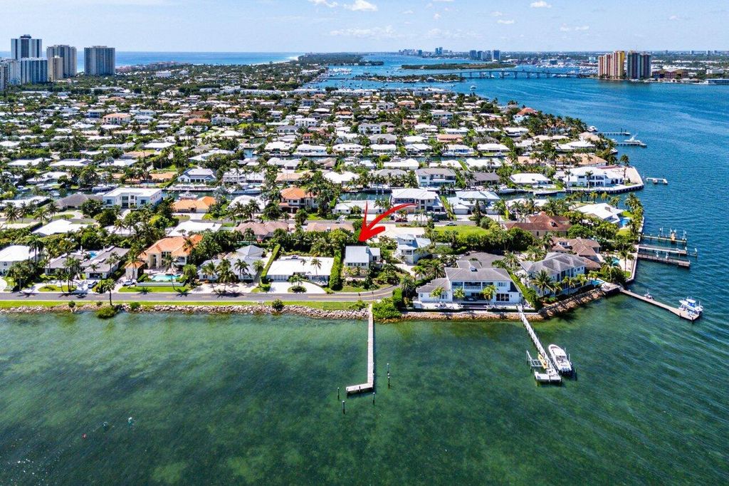Photo of 1031 Pine Point Road, Singer Island, FL 33404 (MLS # R11121529)