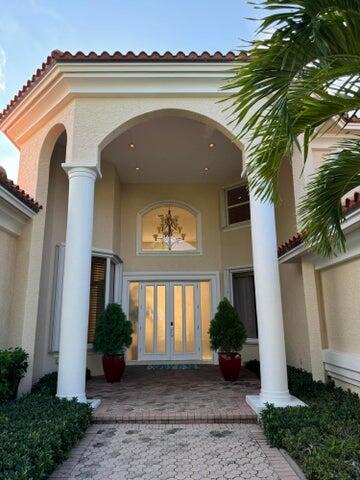 9 Island Road, Sewalls Point, FL, 34996/$4,200,000 4 9 Island Road