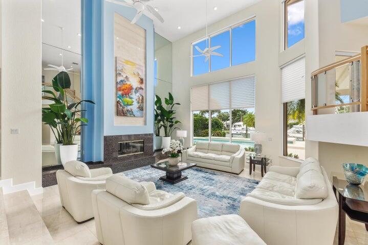 HIGH POINT - Residential