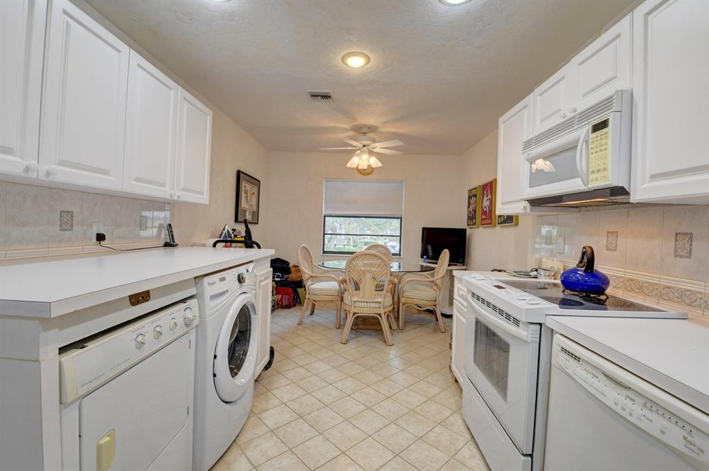 WESTGATE AT HUNTERS RUN C - Residential