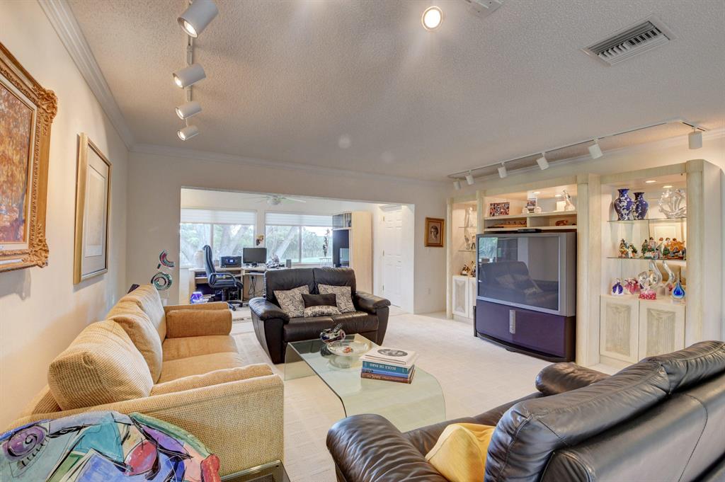 WESTGATE AT HUNTERS RUN C - Residential