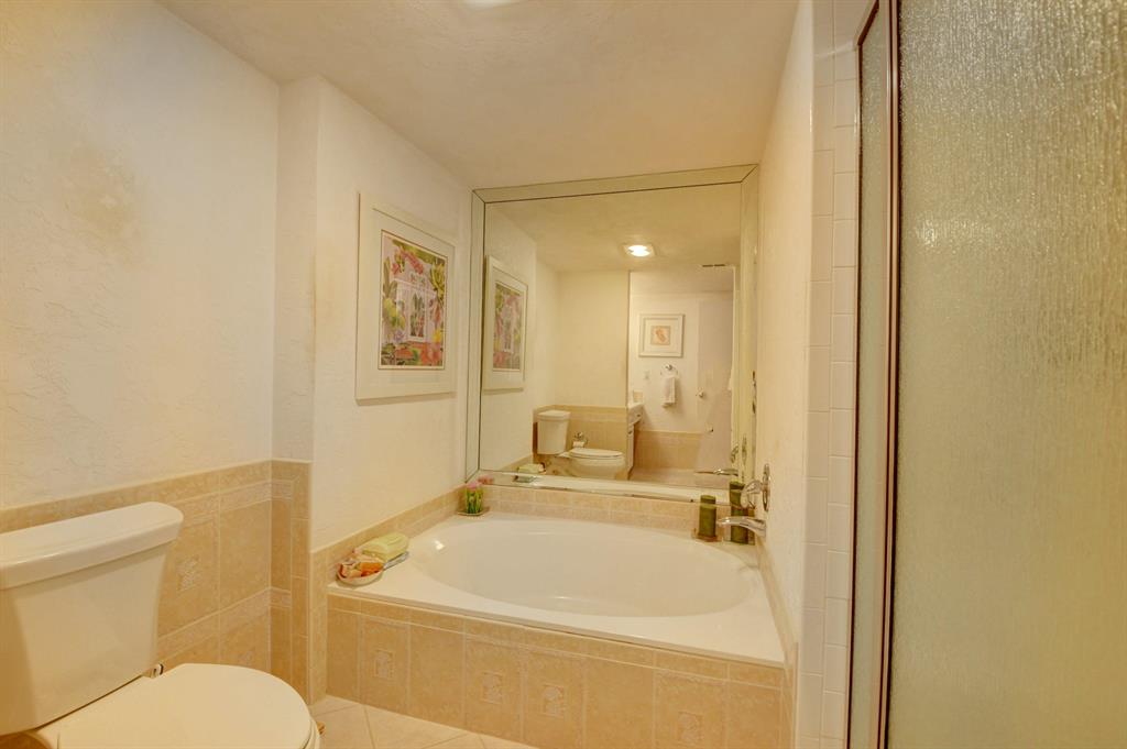 WESTGATE AT HUNTERS RUN C - Residential