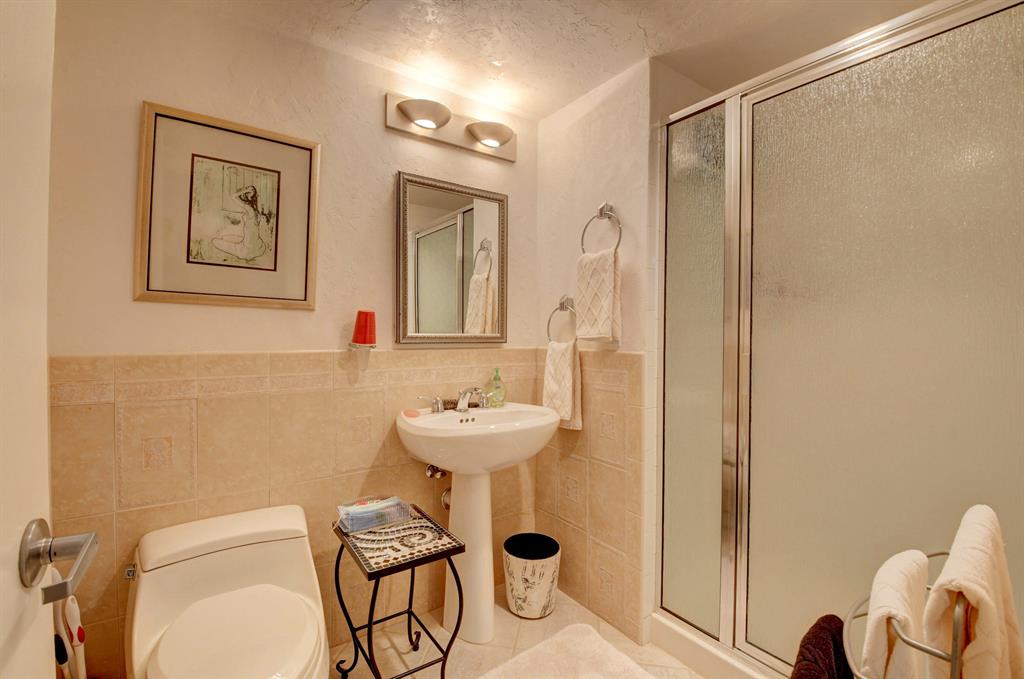 WESTGATE AT HUNTERS RUN C - Residential