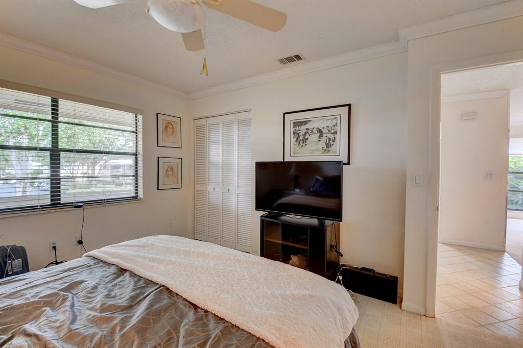 WESTGATE AT HUNTERS RUN C - Residential