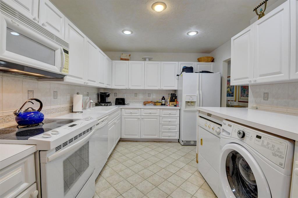 WESTGATE AT HUNTERS RUN C - Residential