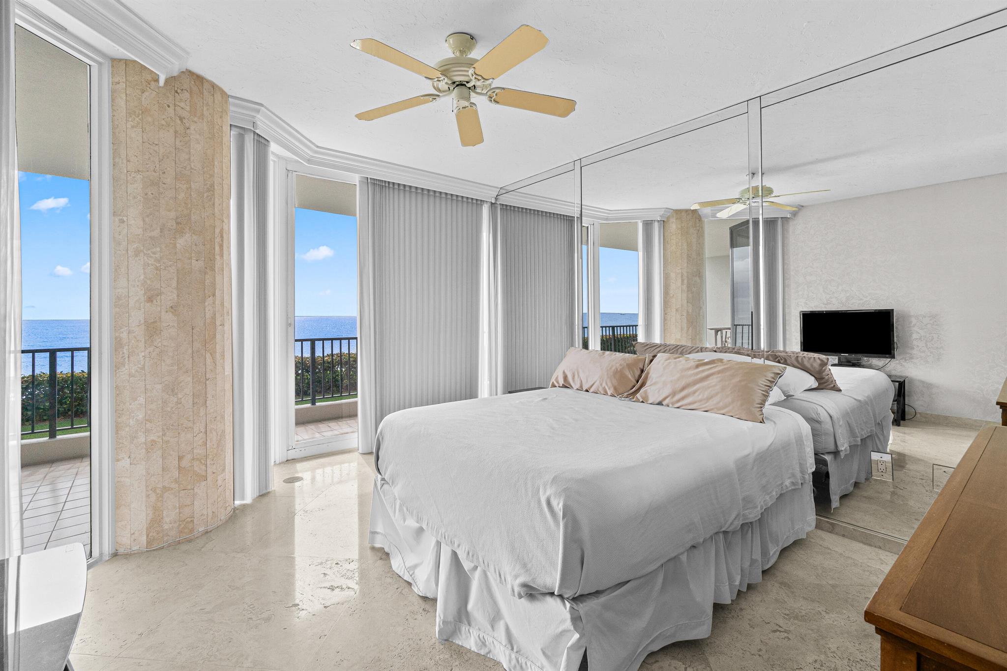 WATERFRONT ON THE OCEAN A - Residential