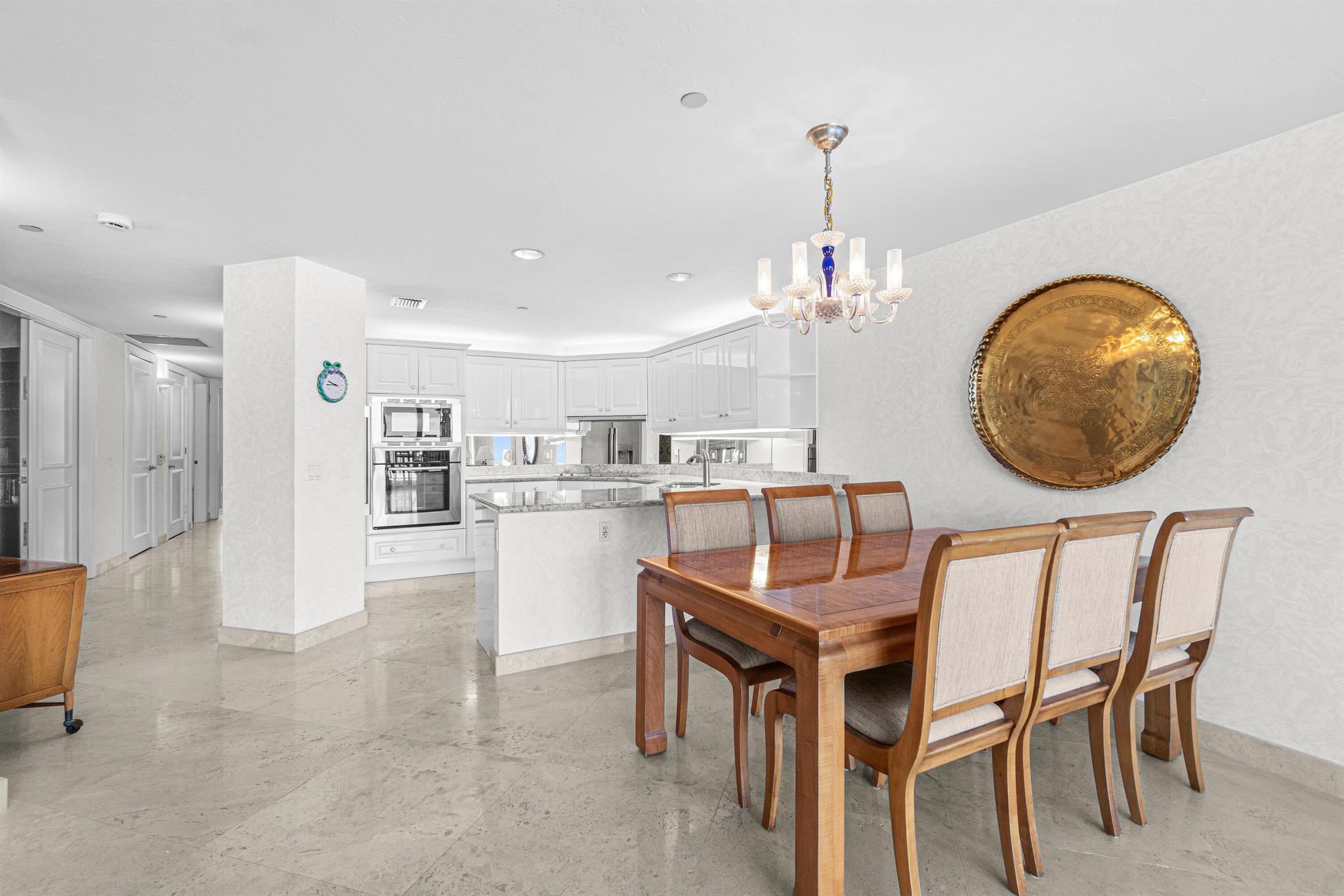 WATERFRONT ON THE OCEAN A - Residential