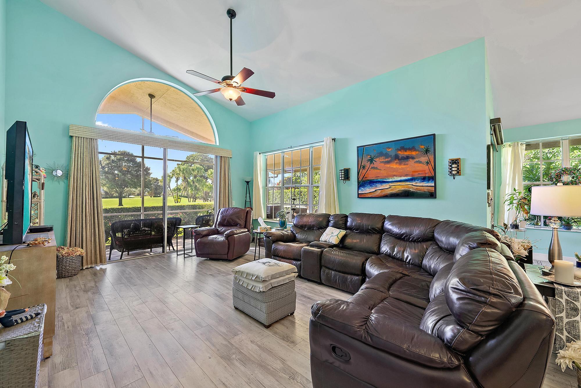 12960 Oak Knoll Drive