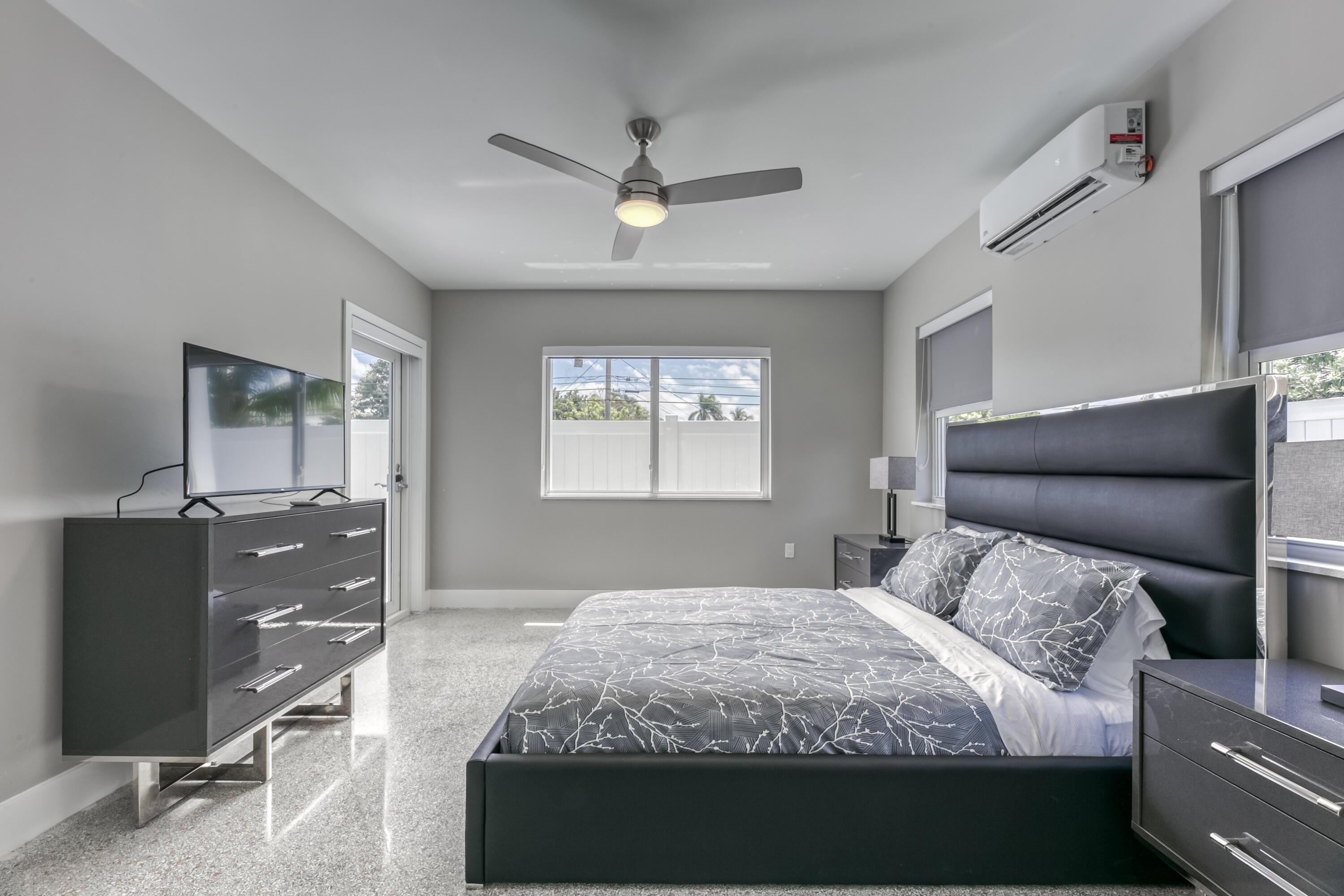 CORAL GARDENS - Residential Income