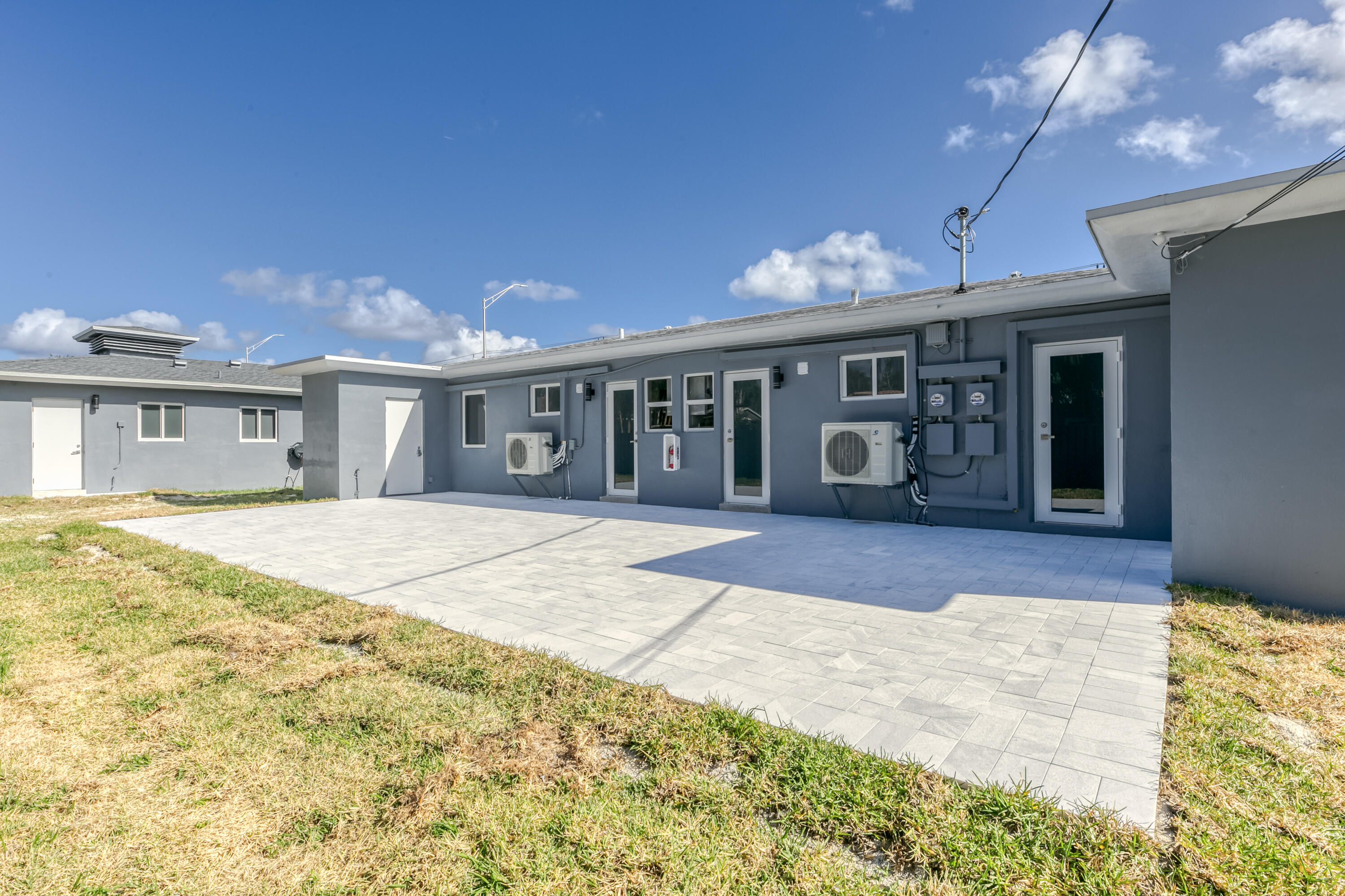 CORAL GARDENS - Residential Income