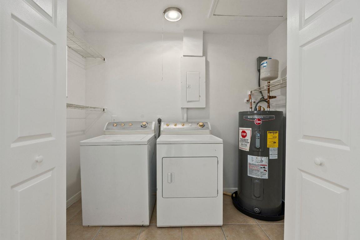 PORT SALERNO VILLAGE - Residential Income