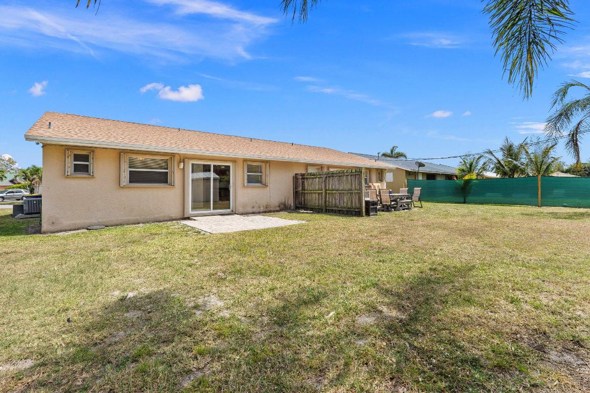 PORT SALERNO VILLAGE - Residential Income