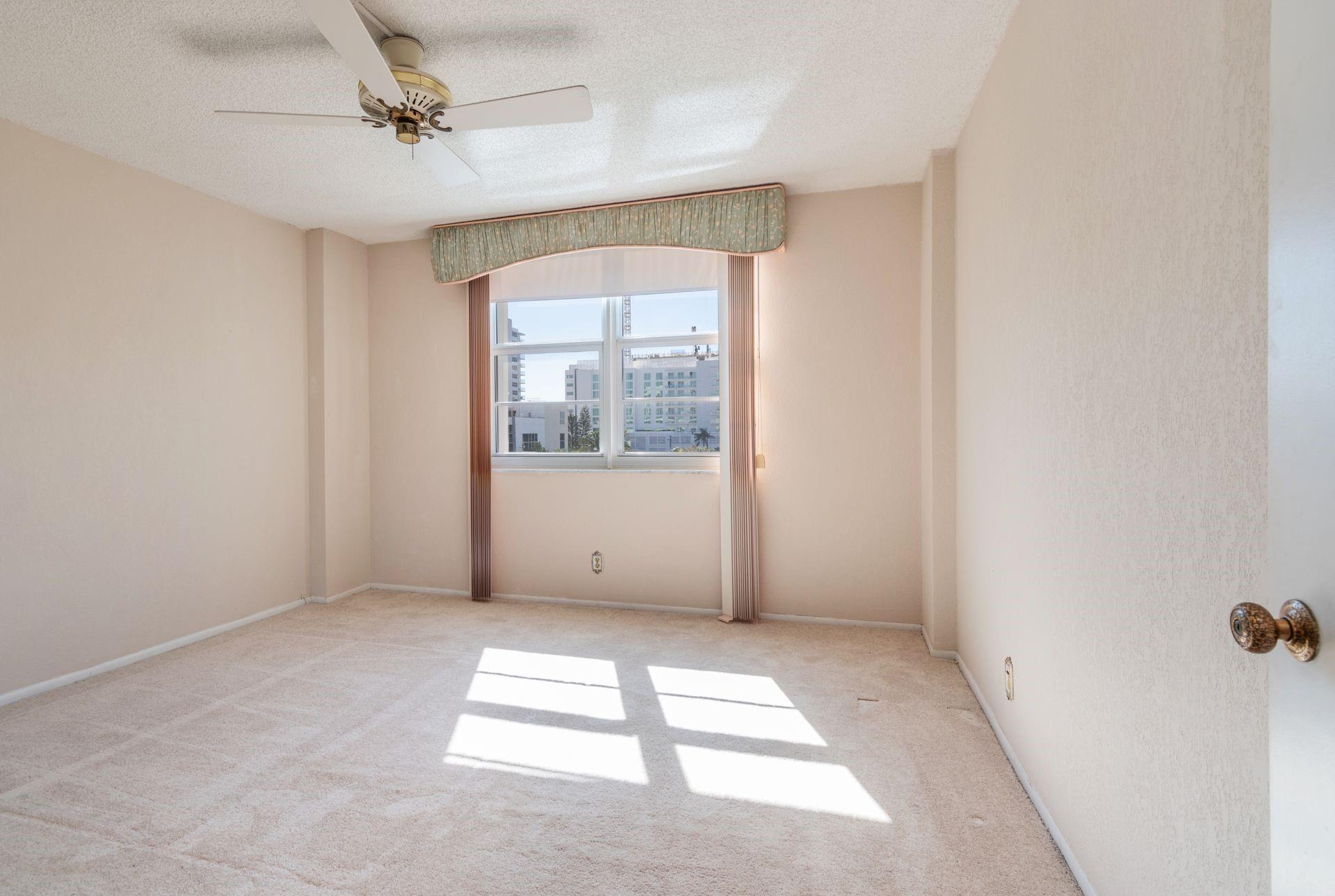Birch Crest Apartments - Residential