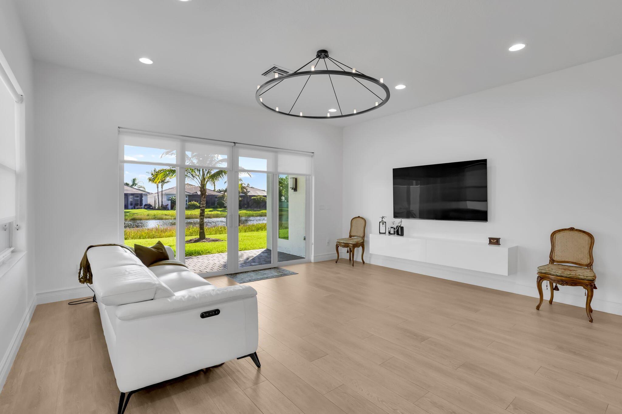 VALENCIA BAY - Residential