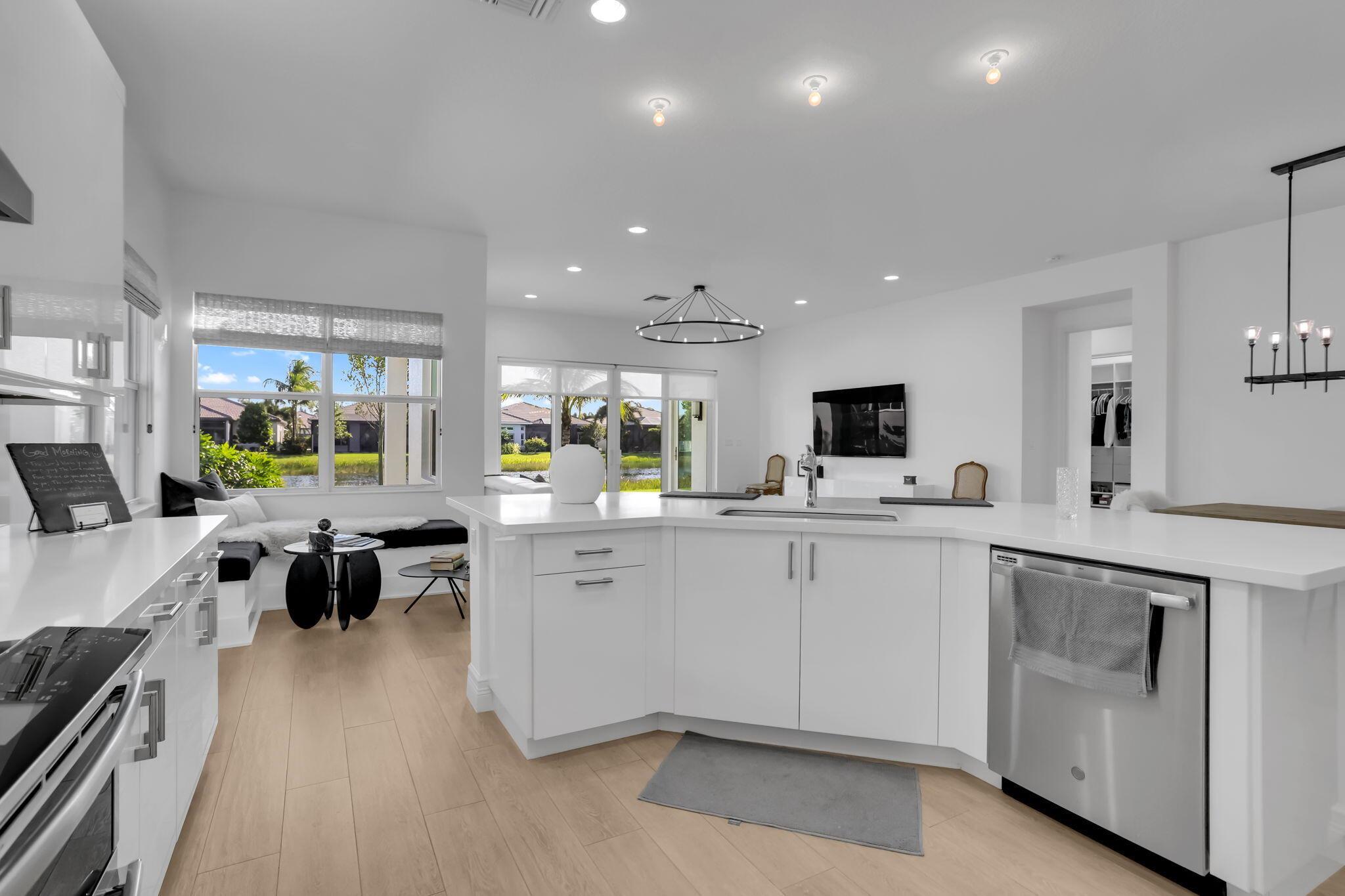 VALENCIA BAY - Residential