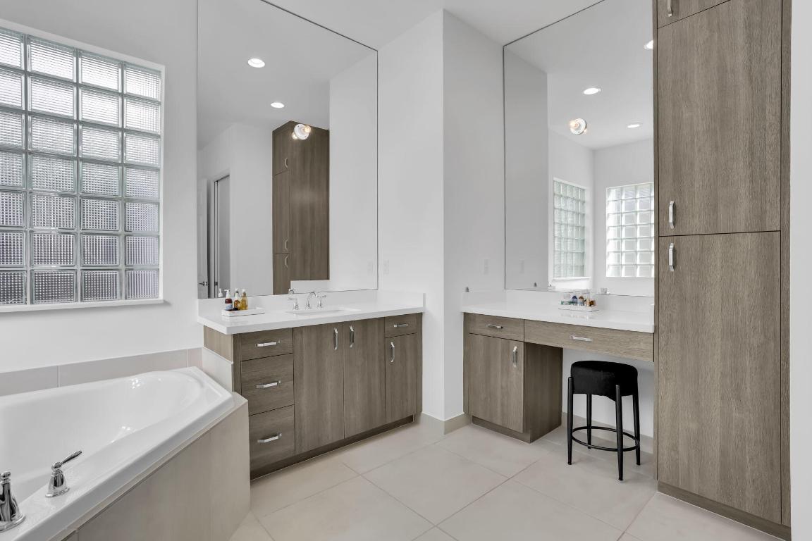 VALENCIA BAY - Residential