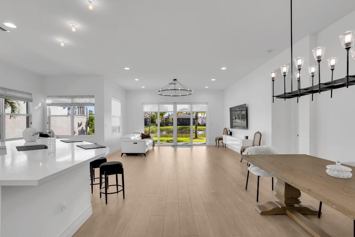 VALENCIA BAY - Residential