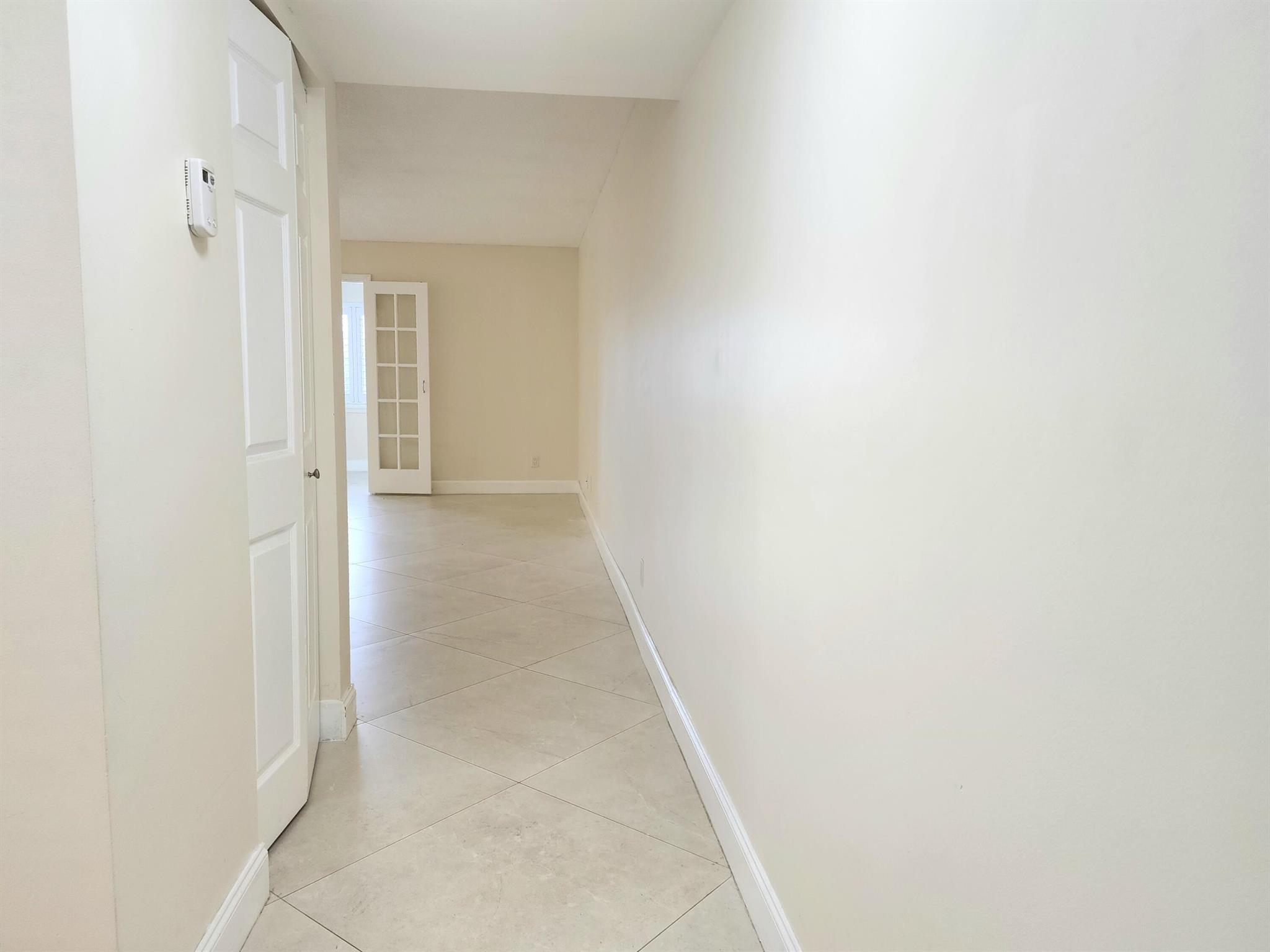 3178 Via Poinciana 402 402