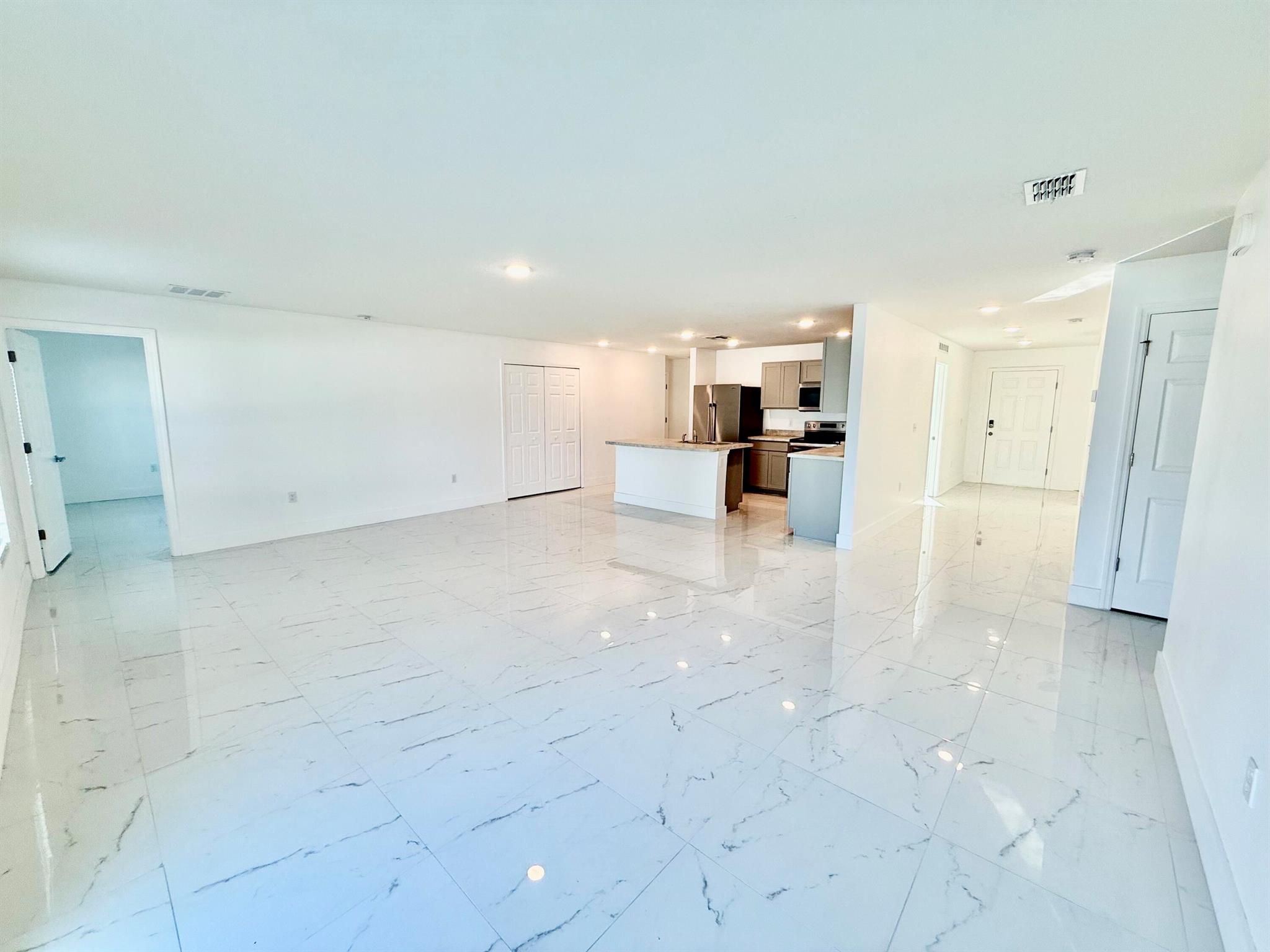 PORT ST LUCIE-SECTION 13 - Residential Lease