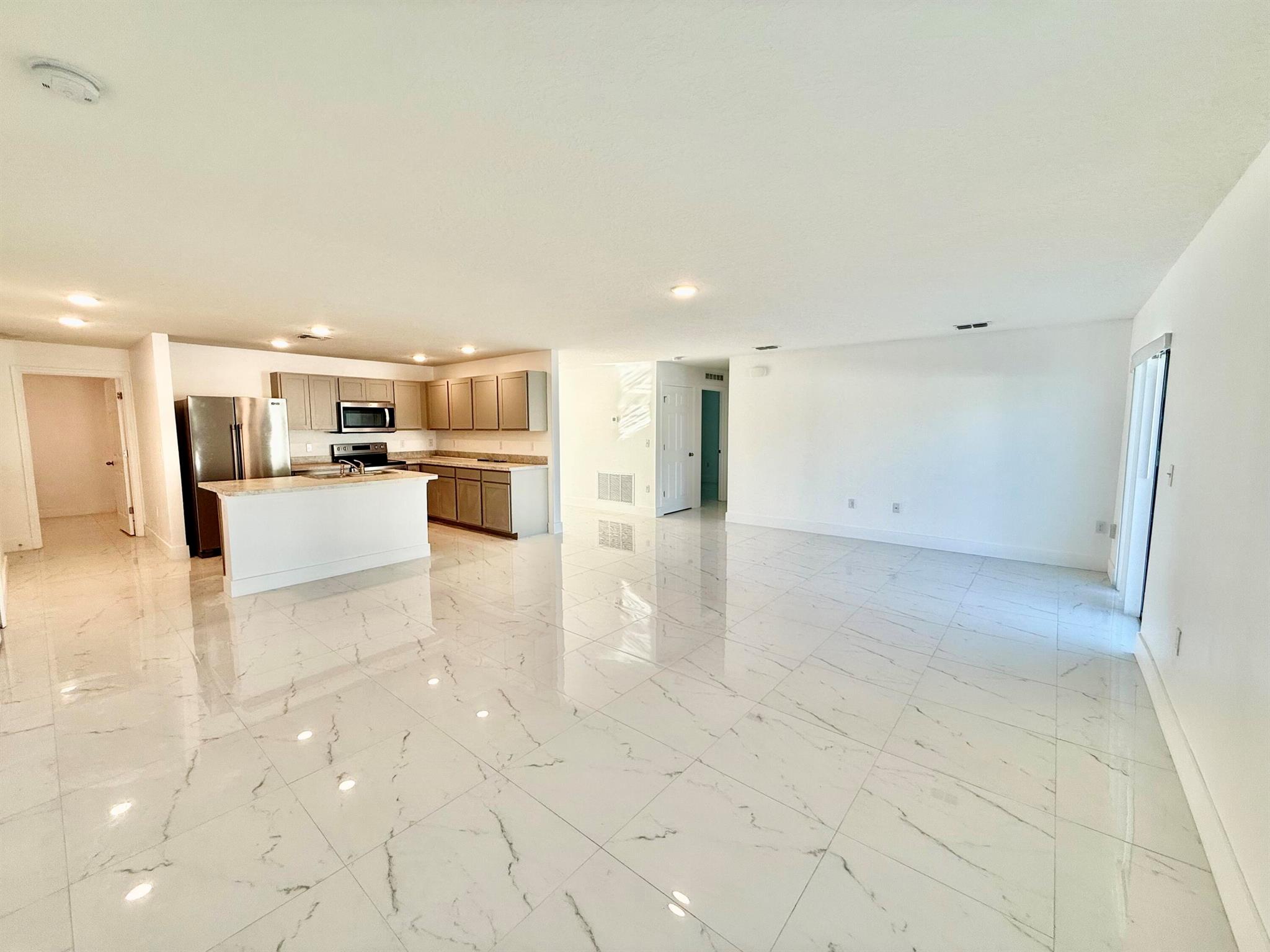 PORT ST LUCIE-SECTION 13 - Residential Lease