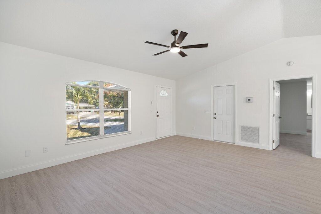 LAKEWOOD PARK UNIT 7 - Residential