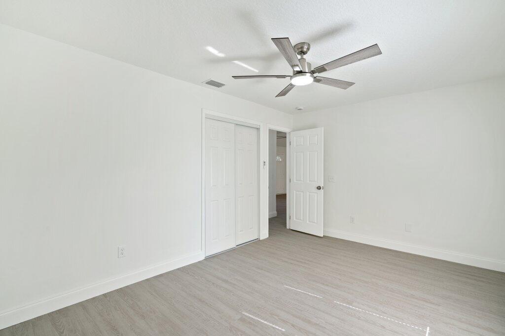 LAKEWOOD PARK UNIT 7 - Residential