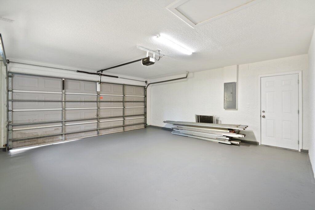 LAKEWOOD PARK UNIT 7 - Residential