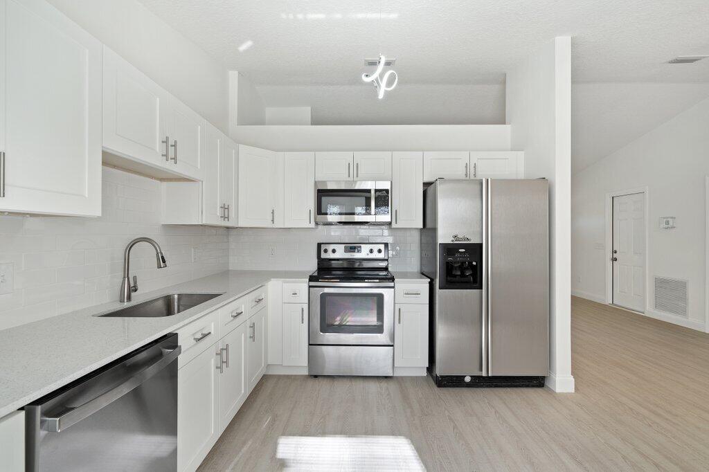 LAKEWOOD PARK UNIT 7 - Residential