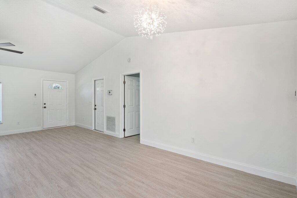 LAKEWOOD PARK UNIT 7 - Residential