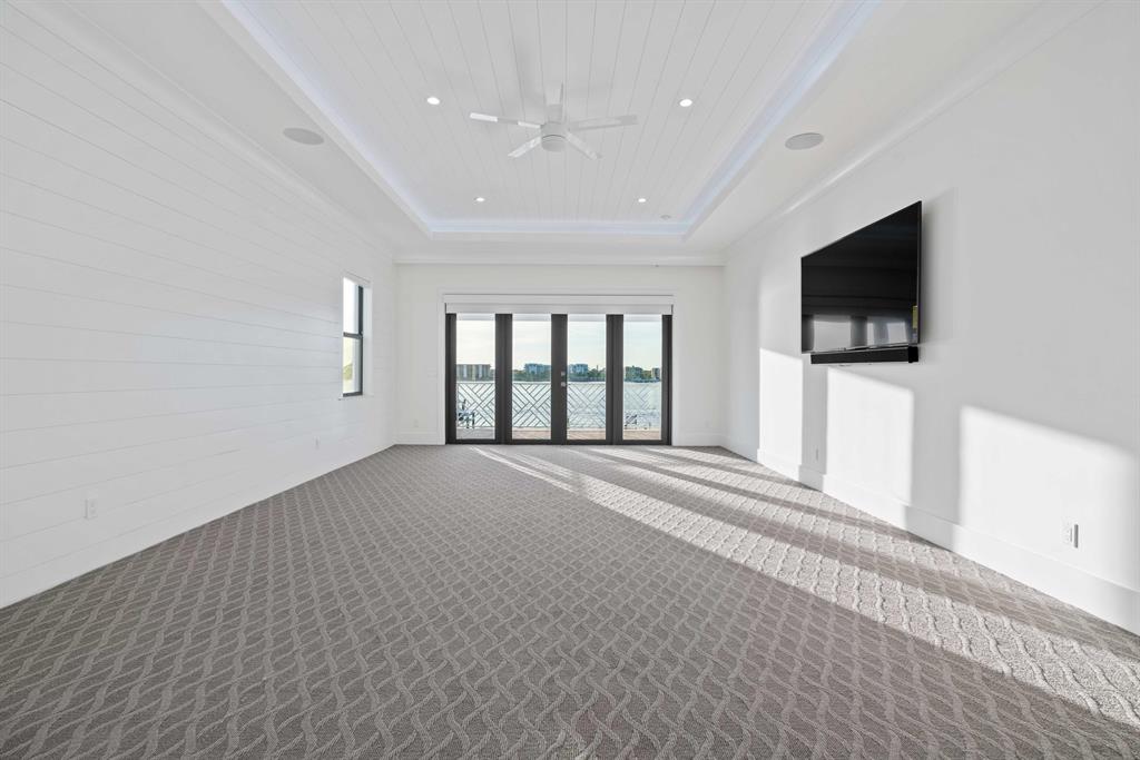 Point Manalapan - Residential