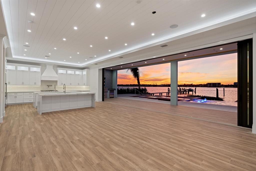 Point Manalapan - Residential